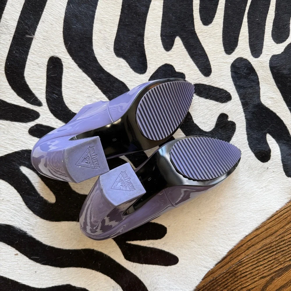 FAST CARS | John Fluevog Glossy Lavender Heels - Picture 6 of 7